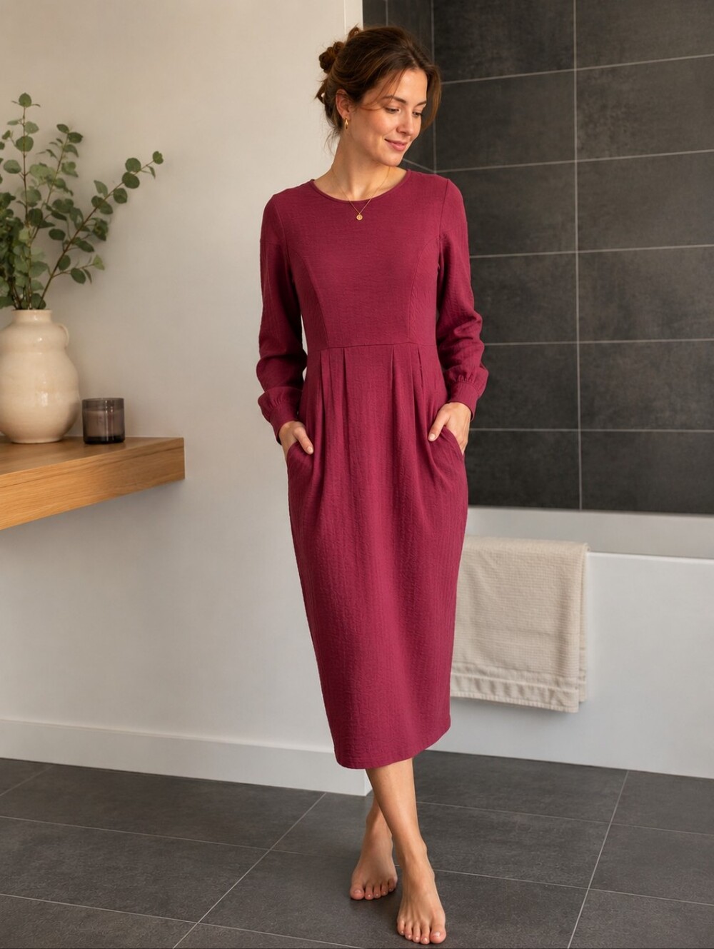Women's Long-Sleeve Textured Midi Dress - Red